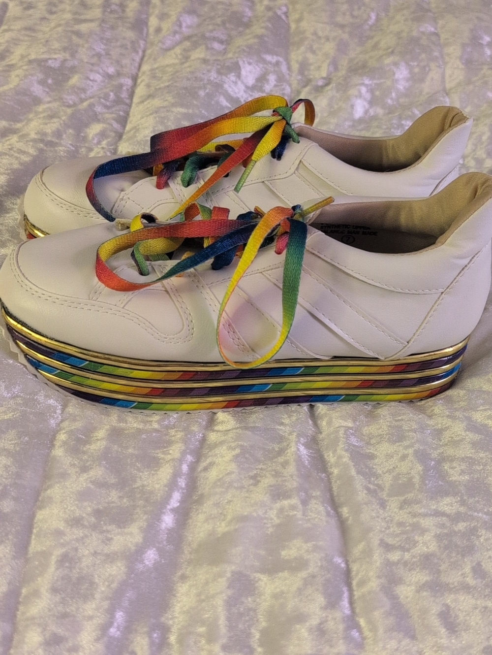 NWT Platform Rainbow Shoes🌈